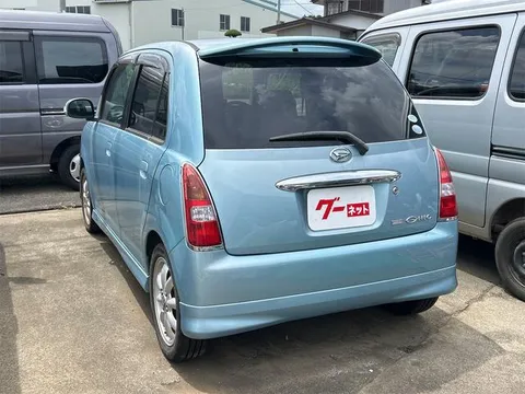 Daihatsu Mira Gino