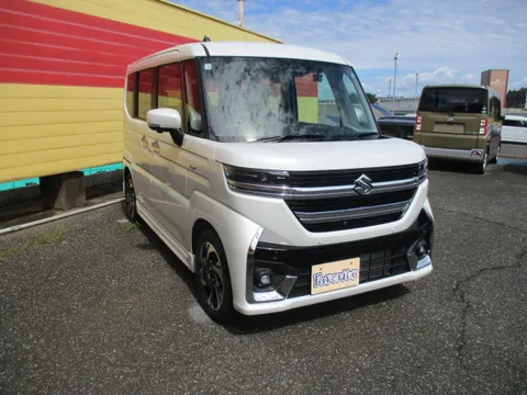 Suzuki Spacia Custom