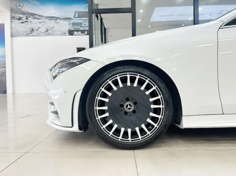 Mercedes-Benz Mercedes-Benz CLS