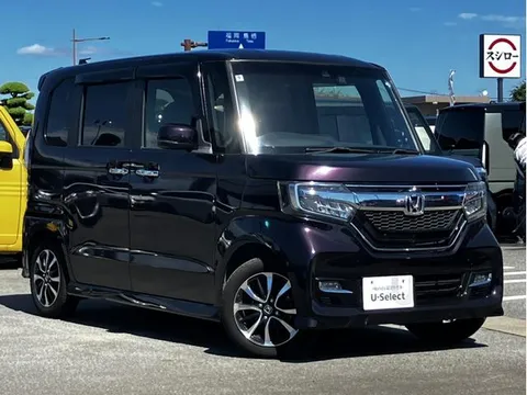 Honda N-BOX Custom