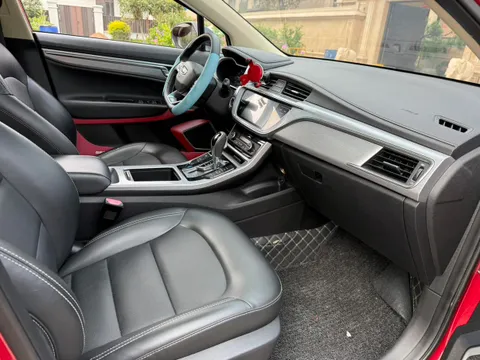Geely Emgrand GS