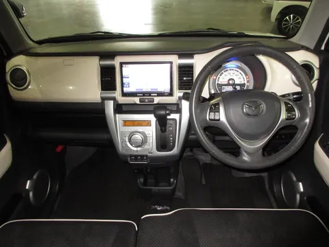 Mazda Flair Crossover