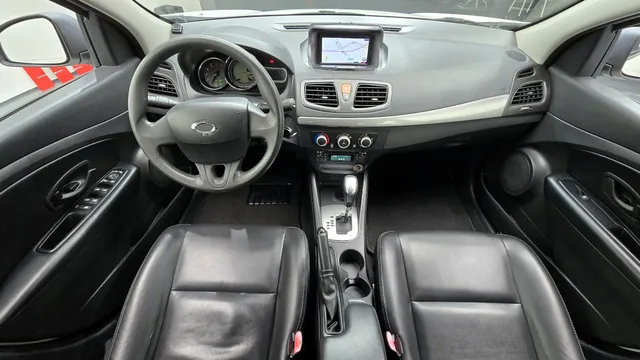 Renault SM3