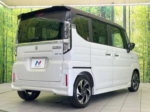 Suzuki Spacia Custom