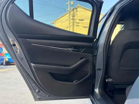 Mazda MAZDA3 Fastback