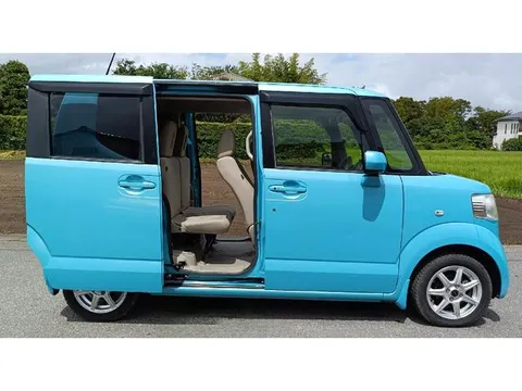 Honda N-BOX Plus
