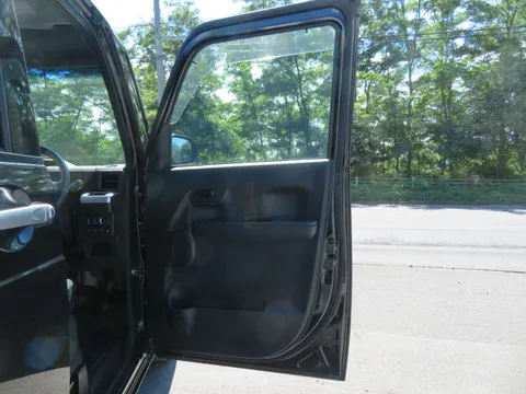 Toyota Pixis Mega