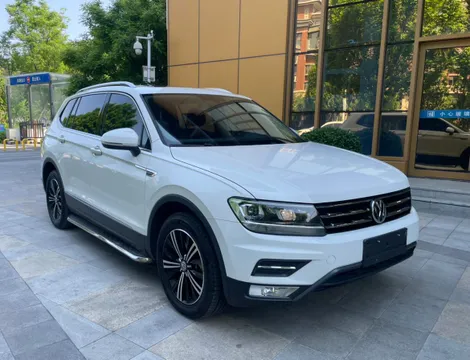Volkswagen Tiguan L
