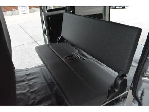 Mitsubishi Minicab Van