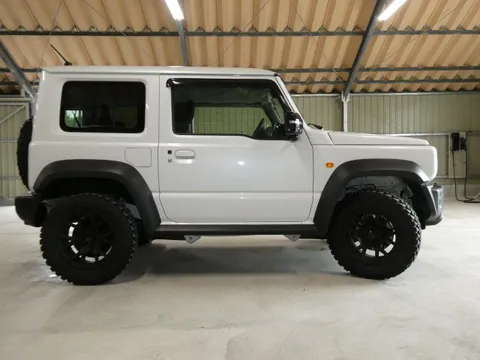 Suzuki Jimny Sierra