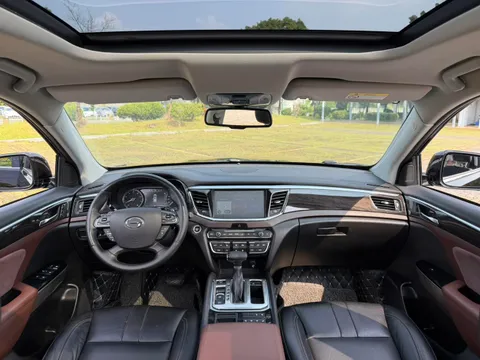 Gac GS8