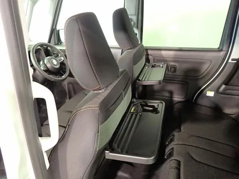 Suzuki Spacia Gear