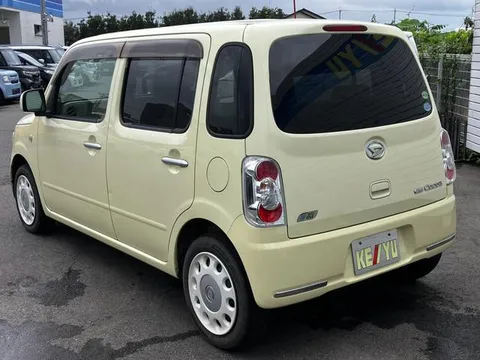 Daihatsu Mira Cocoa