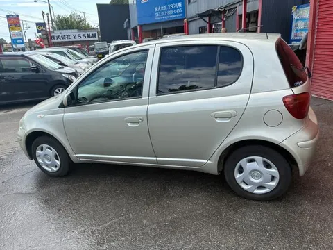 Toyota Yaris (Vitz)