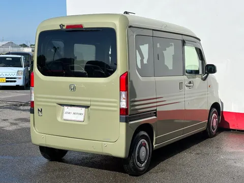 Honda N-VAN Plus Style