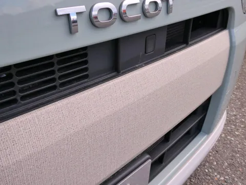 Daihatsu Mira Tocot