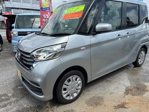 Nissan Dayz Roox