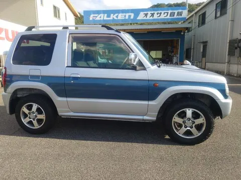Mitsubishi Pajero Mini