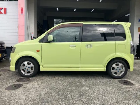Nissan Otti