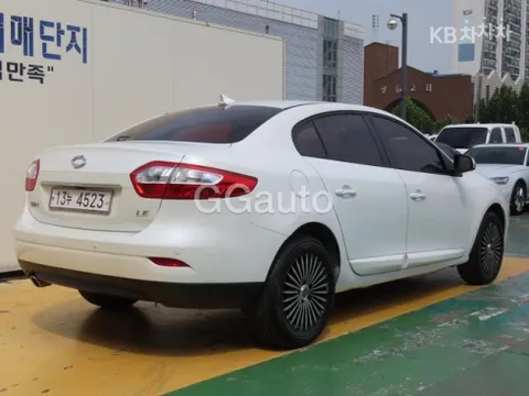 Renault SM3