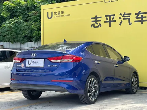 Hyundai Elantra (Avante)