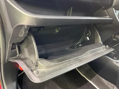Toyota Yaris (Vitz)