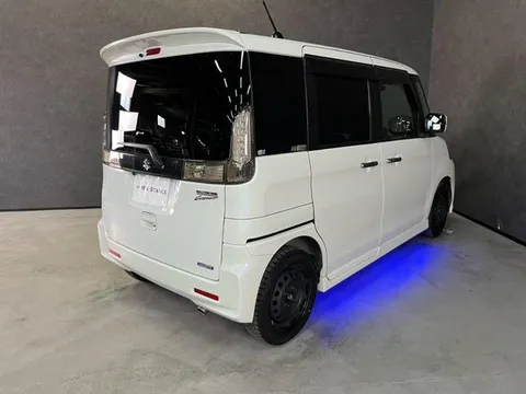 Suzuki Spacia Custom