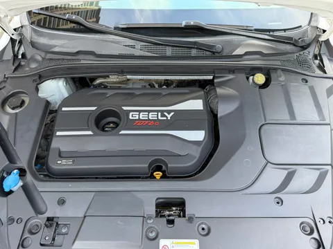 Geely Emgrand GL