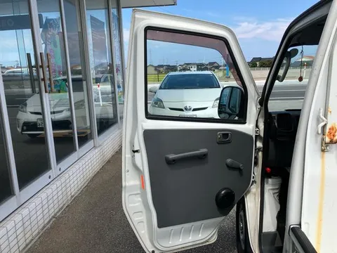 Mitsubishi Minicab Truck