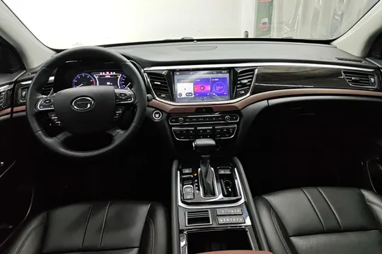 Gac GS8