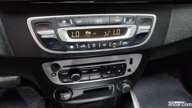 Renault SM3