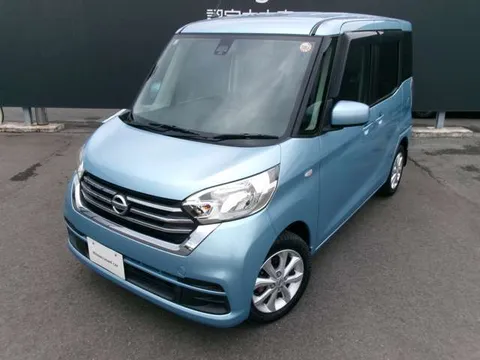 Nissan Dayz Roox