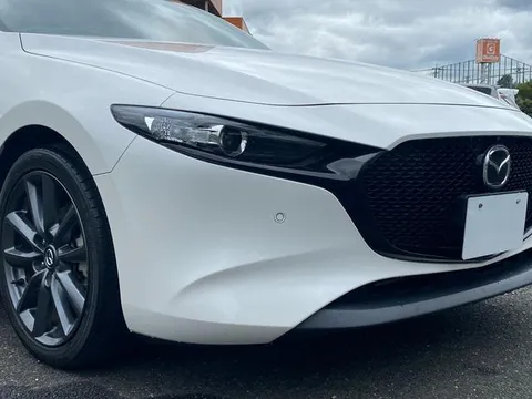 Mazda MAZDA3 Fastback