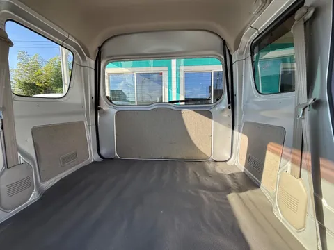Mitsubishi Minicab Van