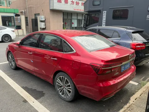Roewe i6 Classic