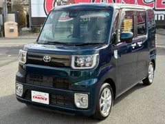 Toyota Pixis Mega