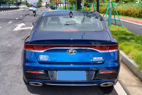 Hyundai Lafesta