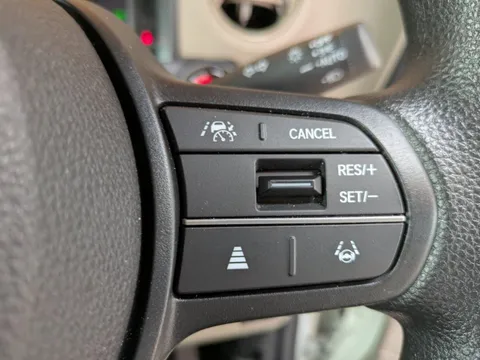 Honda N-BOX Joy