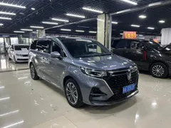 Roewe iMAX8