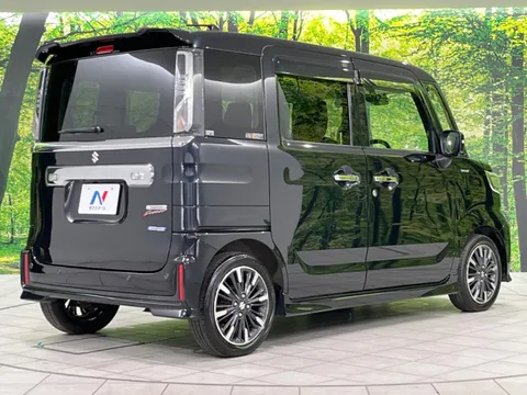 Suzuki Spacia Custom