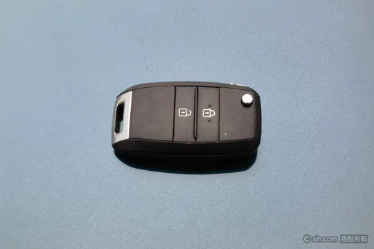 Kia Pegas