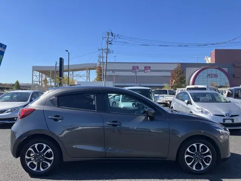 Mazda Mazda2 (Demio)