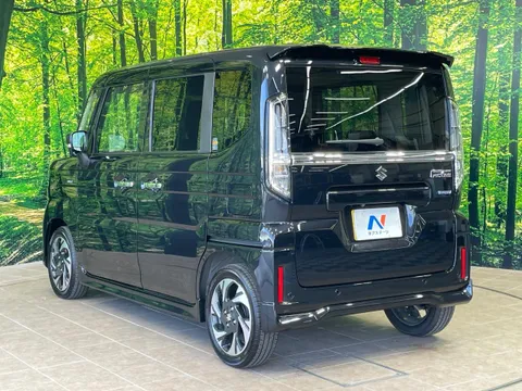 Suzuki Spacia Custom