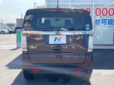 Honda N-BOX Slash