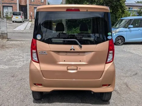 Mitsubishi eK Space