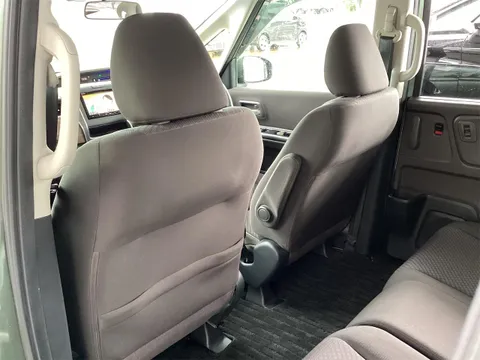 Honda Freed Plus