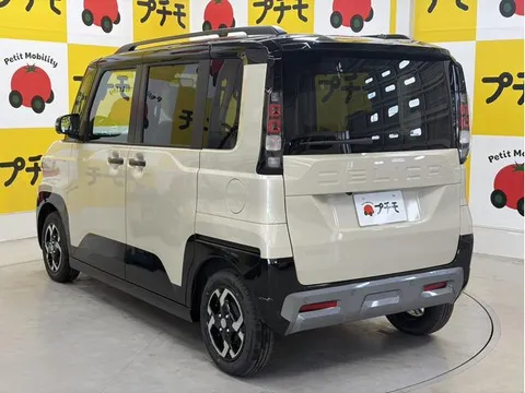 Mitsubishi Delica Mini