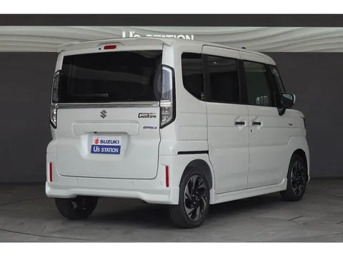Suzuki Spacia