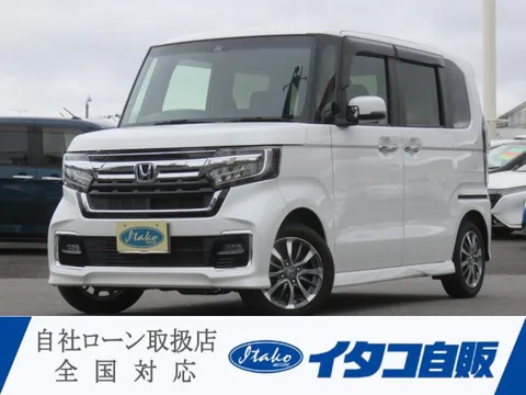 Honda N-BOX Custom