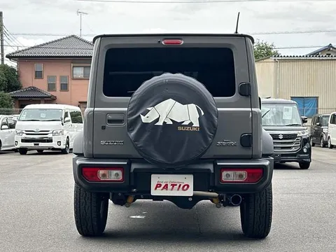 Suzuki Jimny Sierra